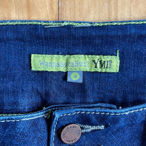 YMI 26 Low Rise Jean Shorts - Picture 3 of 7